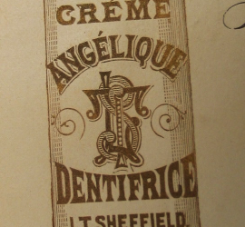 Первый тюбик зубной пасты