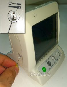 Коротим контакты Мориты